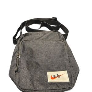 Nike Black Unisex Adult Adjustable Crossbody Bag